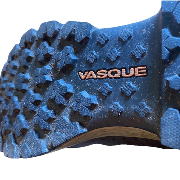 VASQUE Mens 7742 BREeze Waterproof Hiking Boots Sz Mens 8.5M - Picture 11 of 15